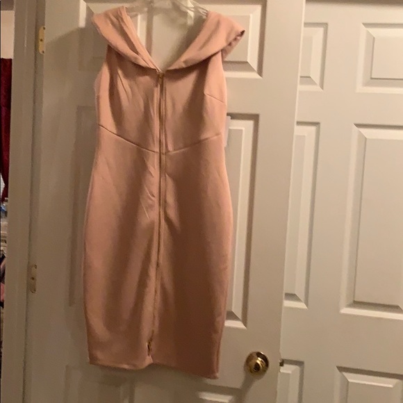 Cute dress! - Picture 1 of 4
